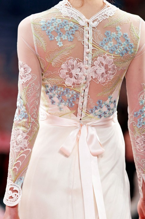 rb_claire_pettibone_ss13_002d_detail