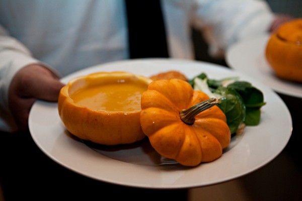 Mini-Pumpkin-Soup-600x400